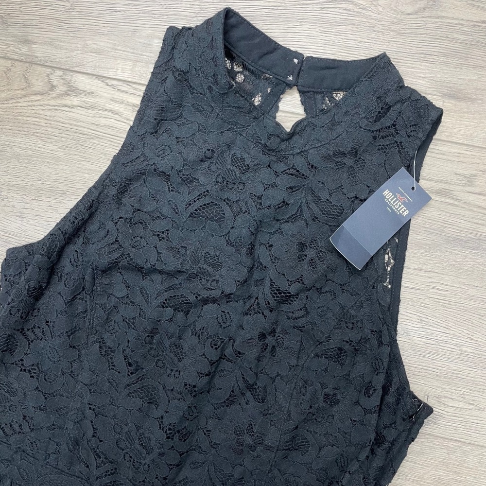 Hollister Lace Dress Women Medium Black Sleeveless Halter Neck Open Back NEW